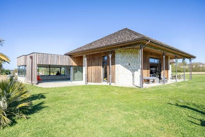 /international/fr/duras-aquitaine-310110359141/