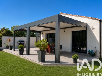 /international/fr/talmont-saint-hilaire-pays-de-la-loire-310108243322/