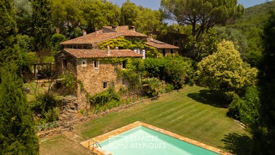 /international/fr/la-garde-freinet-provence-alpes-cote-d-azur-310100911295/?lang=fr