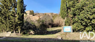 /international/fr/azille-languedoc-roussillon-310104278628/