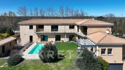 /international/fr/grignan-rhone-310107368733/