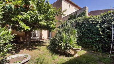 /international/fr/peyriac-minervois-languedoc-roussillon-310102399884/
