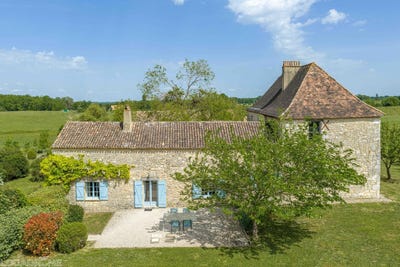 /international/fr/issigeac-aquitaine-310107794597/