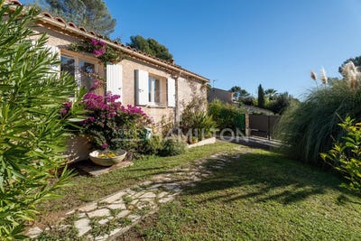 /international/fr/biot-la-basse-normandie-310107597627/