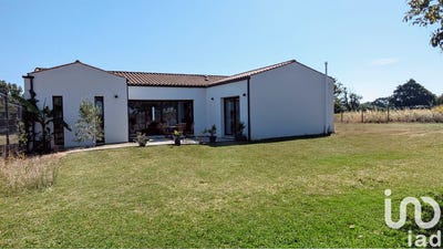 /international/fr/breuil-magne-charente-310105100073/