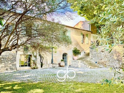 /international/fr/sommieres-languedoc-roussillon-310107980309/