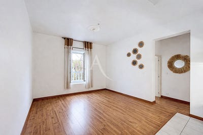 /international/fr/cholet-pays-de-la-loire-310104466015/