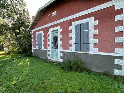 /international/fr/sainte-helene-burgundy-310105909423/