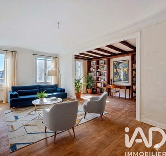 /international/fr/thouars-charente-310105988123/