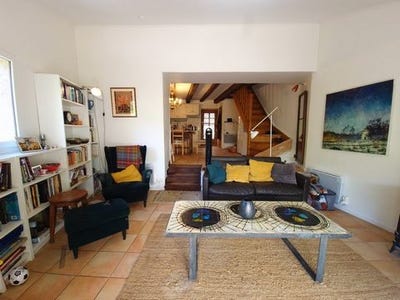 /international/fr/caylus-midi-pyrenees-310101446267/