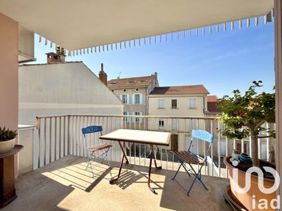 /international/fr/romans-sur-isere-rhone-310100885260/
