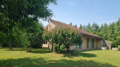 /international/fr/fleac-charente-310100414438/