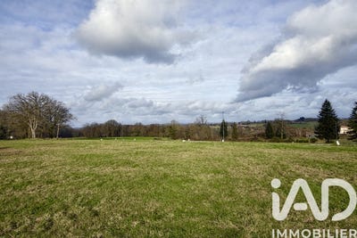 /international/fr/la-geneytouse-limousin-310105891597/