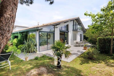 /international/fr/anglet-aquitaine-310108317797/