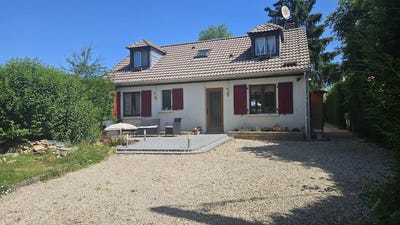 /international/fr/saint-cyr-sur-morin-ile-de-france-310099660757/