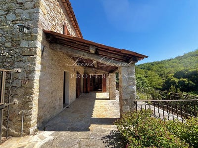 /international/fr/grasse-provence-alpes-cote-d-azur-310101496516/
