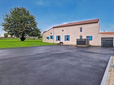 /international/fr/saint-ciers-du-taillon-charente-310106116609/