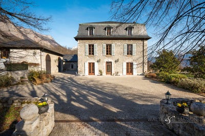 /international/fr/biviers-rhone-310107009775/