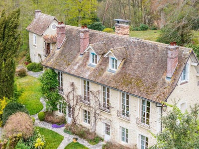 /international/fr/montfort-l-amaury-ile-de-france-310107185152/