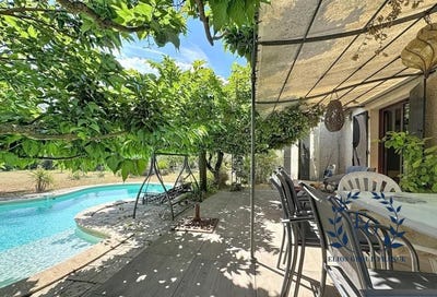 /international/fr/saint-maximin-la-sainte-baume-provence-alpes-cote-d-azur-310110401717/