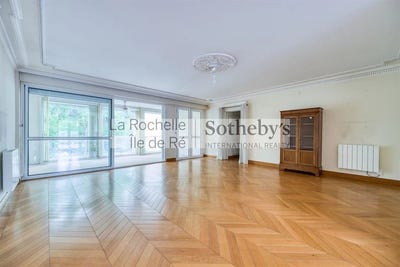 /international/fr/la-rochelle-franche-comte-310108486916/?lang=th