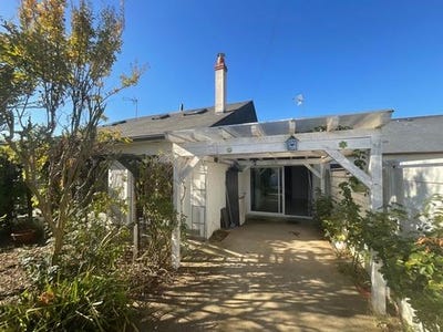 /international/fr/amboise-centre-val-de-loire-310103002717/