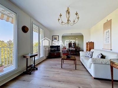 /international/fr/saint-cyr-sur-loire-centre-val-de-loire-310107649501/