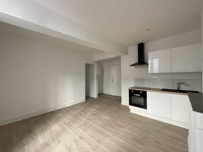 /international/fr/montelimar-rhone-310108529348/