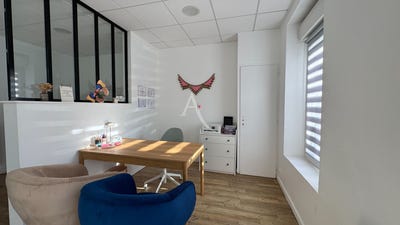 /international/fr/la-roche-sur-yon-pays-de-la-loire-310104465548/