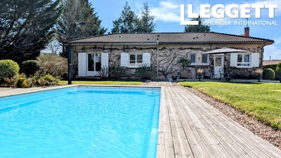 /international/fr/coutras-aquitaine-310107972424/