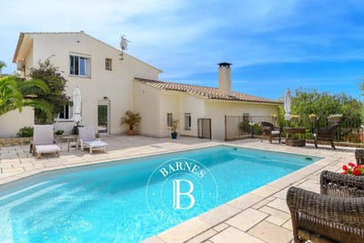 /international/fr/sanary-sur-mer-provence-alpes-cote-d-azur-310108406984/
