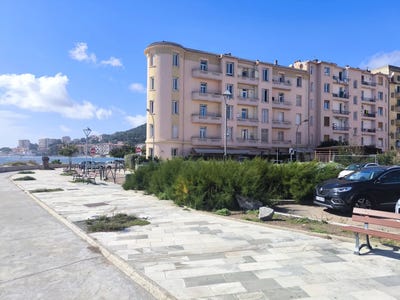 /international/fr/ajaccio-corsica-120094614307/