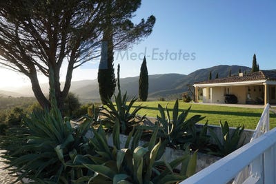 /international/fr/cogolin-provence-alpes-cote-d-azur-310109849419/