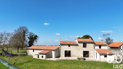 /international/fr/aigrefeuille-sur-maine-pays-de-la-loire-310098173649/?lang=zh-tw