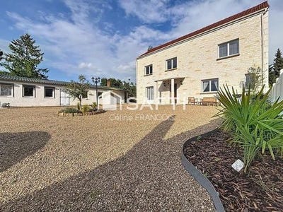 /international/fr/peronne-picardie-310108136520/