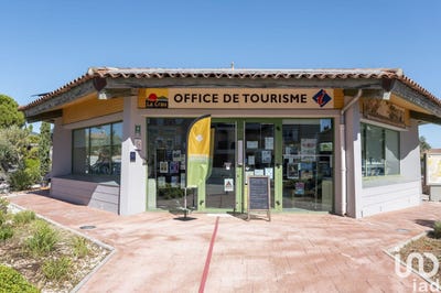 /international/fr/la-crau-provence-alpes-cote-d-azur-310102860653/