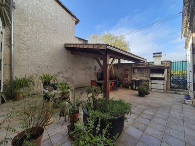 /international/fr/mansle-charente-310100638597/