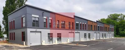 /international/fr/feucherolles-centre-val-de-loire-310107428162/