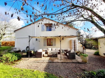 /international/fr/issigeac-aquitaine-310104008364/
