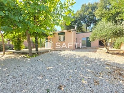 /international/fr/gonfaron-provence-alpes-cote-d-azur-310119927679/