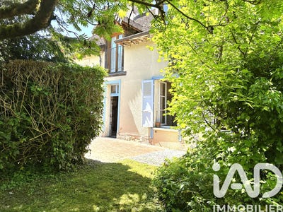 /international/fr/la-chapelle-saint-luc-ardennes-310108156693/