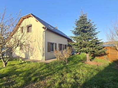/international/fr/arvieu-provence-alpes-cote-d-azur-310107555293/
