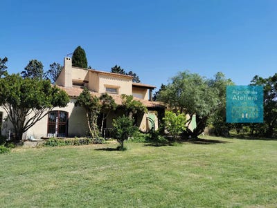 /international/fr/beaucaire-languedoc-roussillon-310109781567/