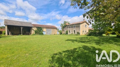 /international/fr/cherves-charente-310105431261/
