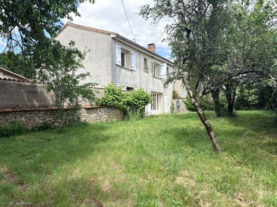 /international/fr/saint-sulpice-de-ruffec-charente-310108056982/