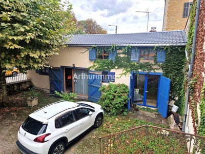 /international/fr/lons-le-saunier-franche-comte-310102728224/