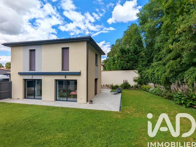 /international/fr/neuville-sur-saone-rhone-310107010414/