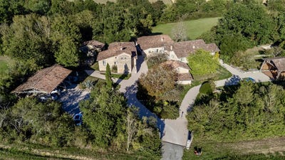 /international/fr/saint-clar-midi-pyrenees-310104988487/