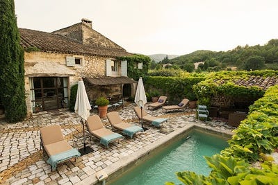 /international/fr/menerbes-provence-alpes-cote-d-azur-310102872492/