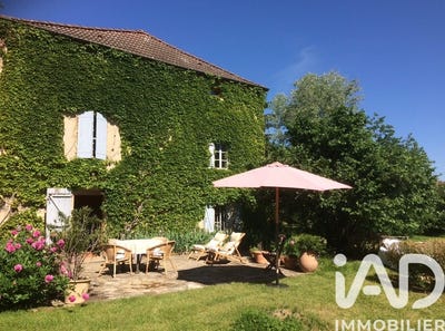 /international/fr/crevant-laveine-auvergne-310105429001/